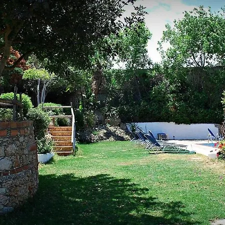 Iliostasi Апартаменты Херсониссос