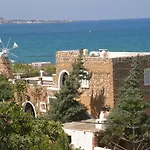 아파트 Iliostasi *
