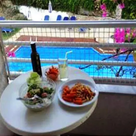 Iliostasi Apartamento