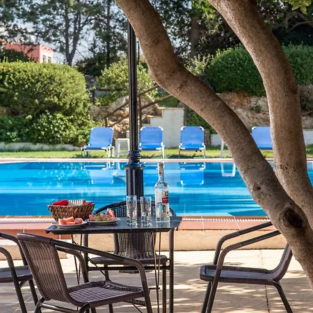 Apartamento Iliostasi *