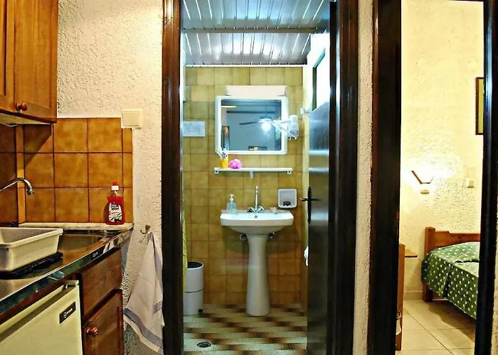 Apartment Iliostasi *