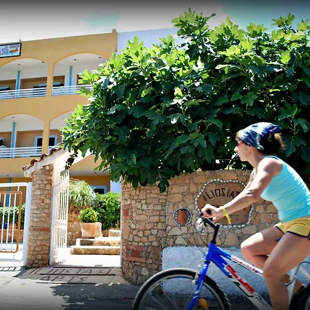 公寓 伊利奥斯塔西海滩公寓 *